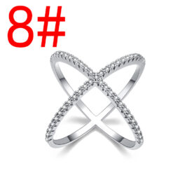 Vacker häftig ring med strasskristaller #8
