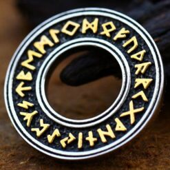 Halsband - Nordisk mytologi - Runcirkel