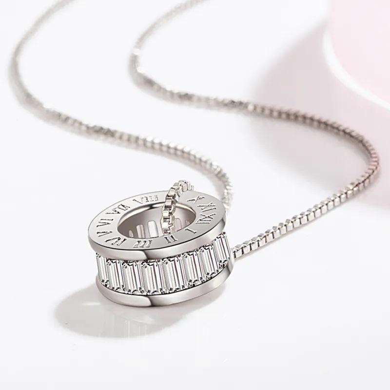 Silverfärgat ring halsband med kedja