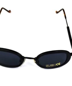 Solglasögon svarta med svart lins