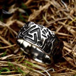 Ring - Nordisk mytologi - Valknut med mönster