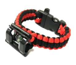 Paracord Armband - med kapsylöppnare kompass och eldstål